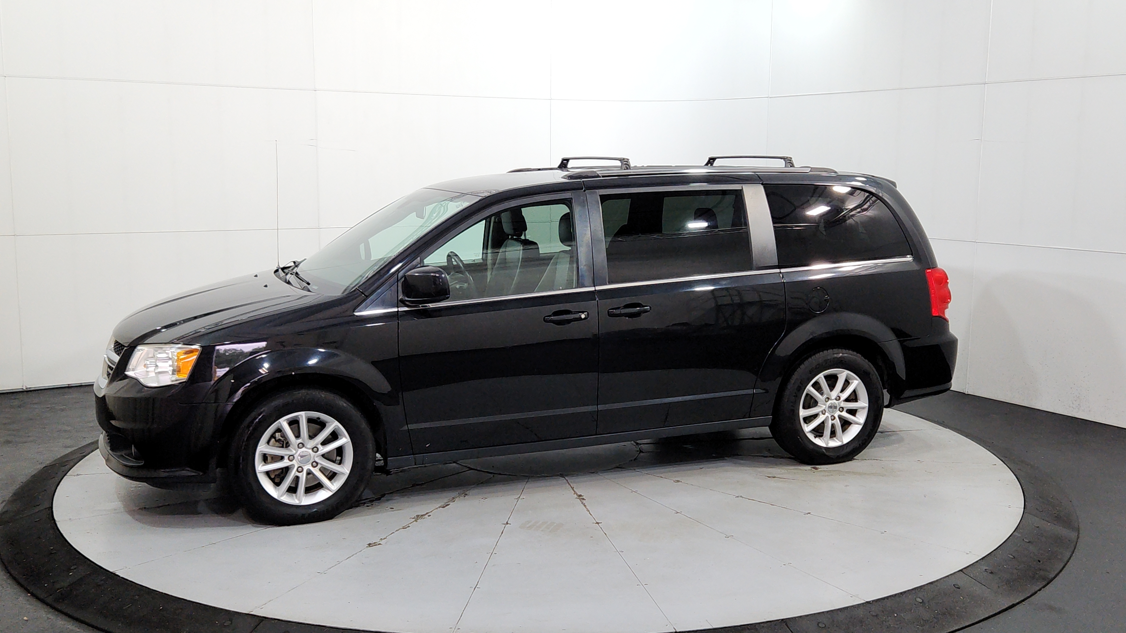 dodge grand caravan 2019 2C4RDGCG5KR580951 image dodge grand caravan 2019 2C4RDGCG5KR580951 image